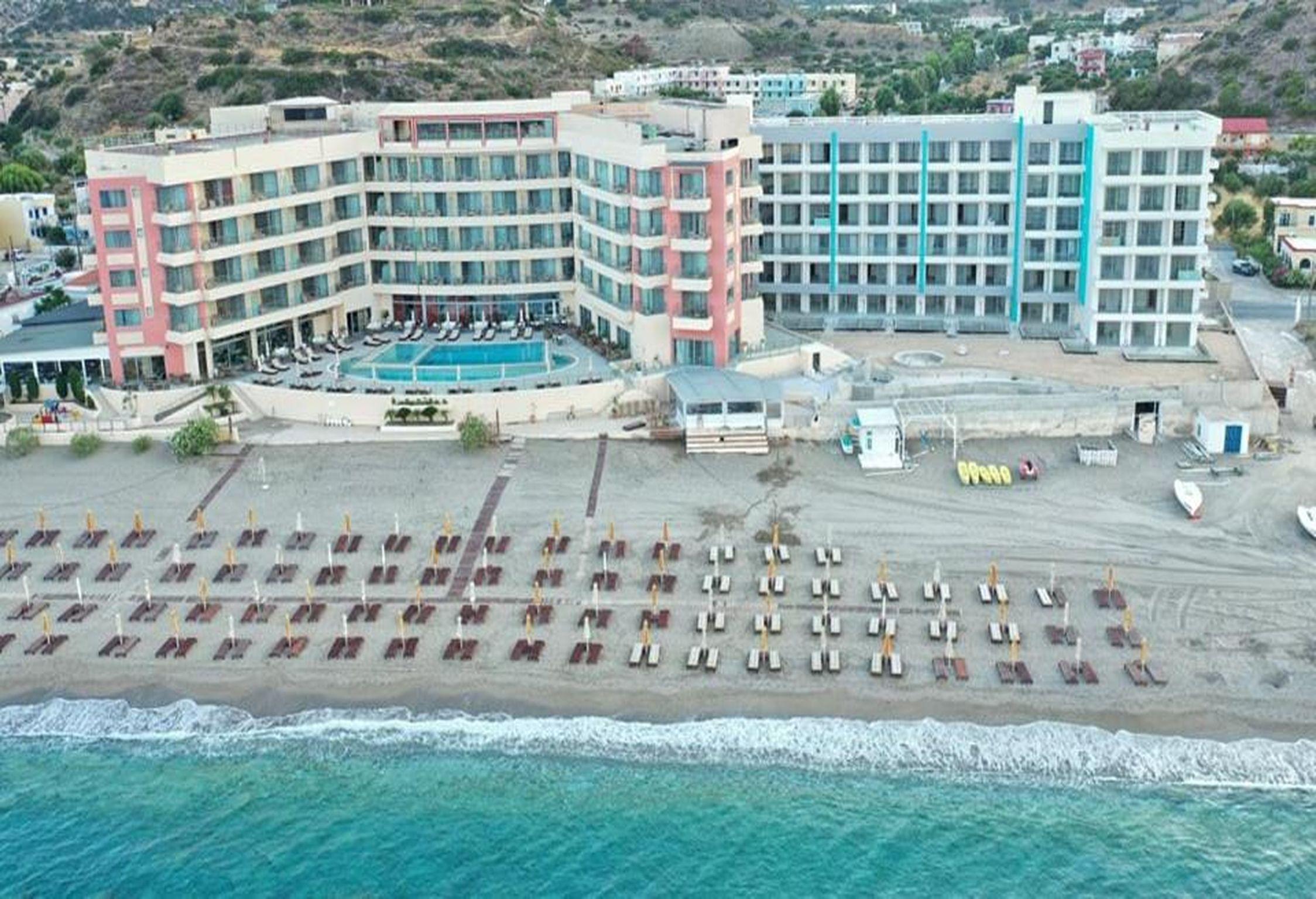 Konstantinos Palace Cárpatos Exterior foto