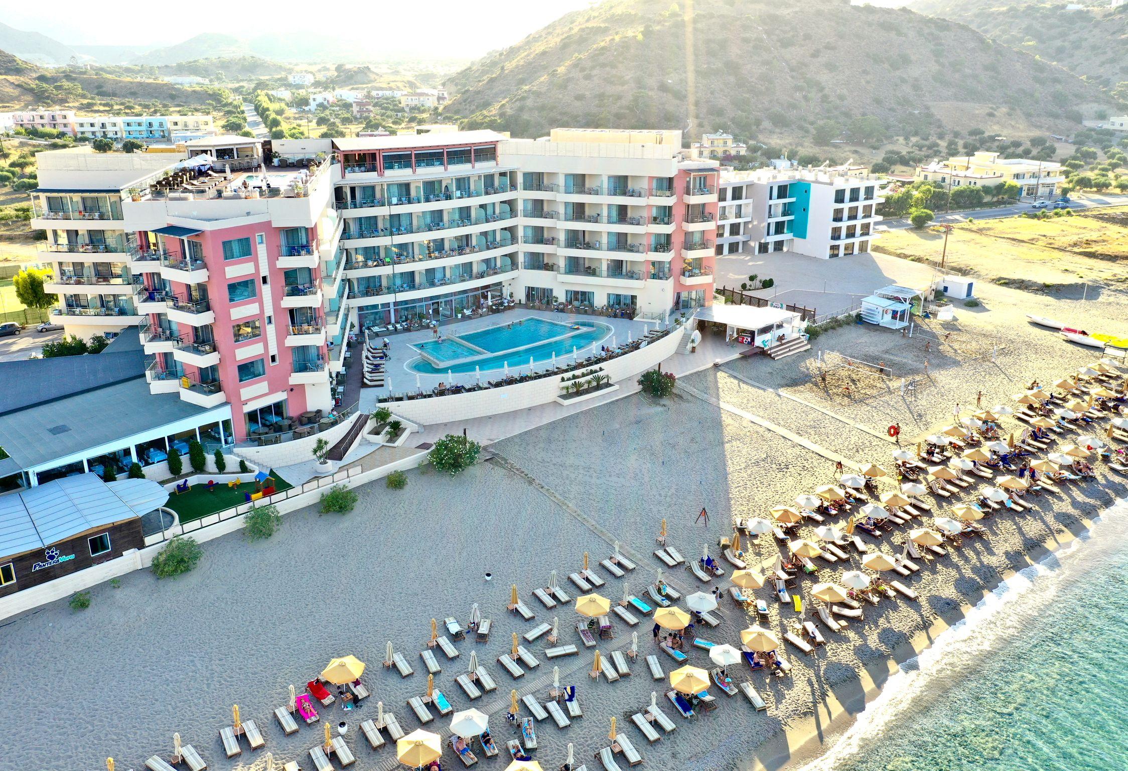 Konstantinos Palace Cárpatos Exterior foto