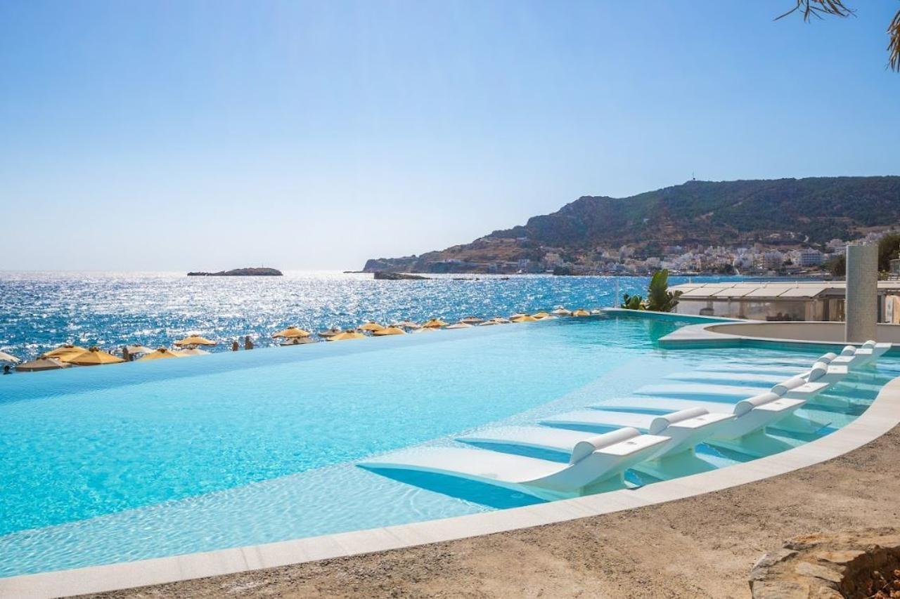 Konstantinos Palace Cárpatos Exterior foto